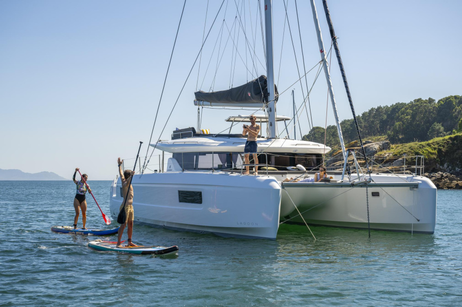 Lagoon 43 — photo 12