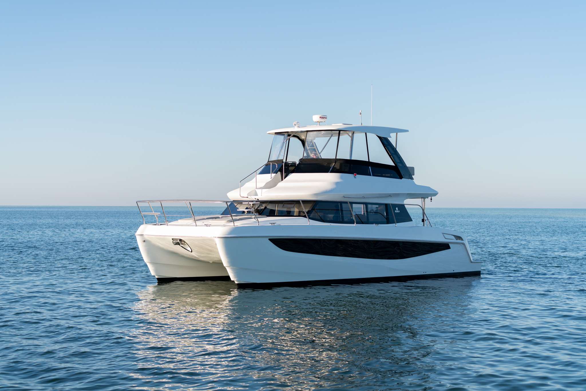 Aquila 42 — photo 1