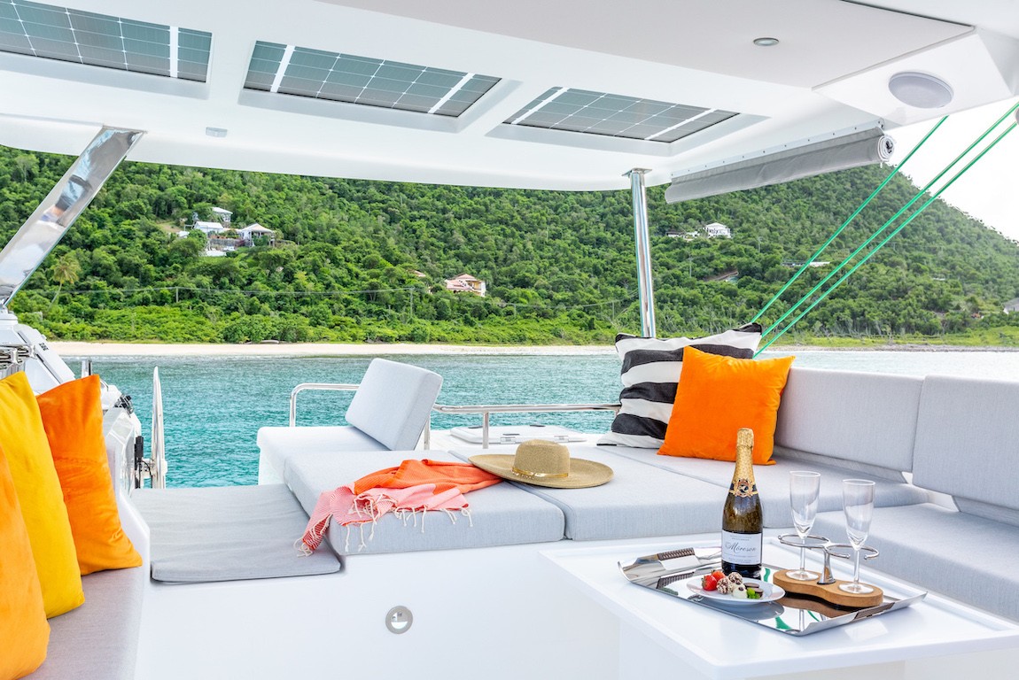 VOYAGE 590 hybrid — photo 8