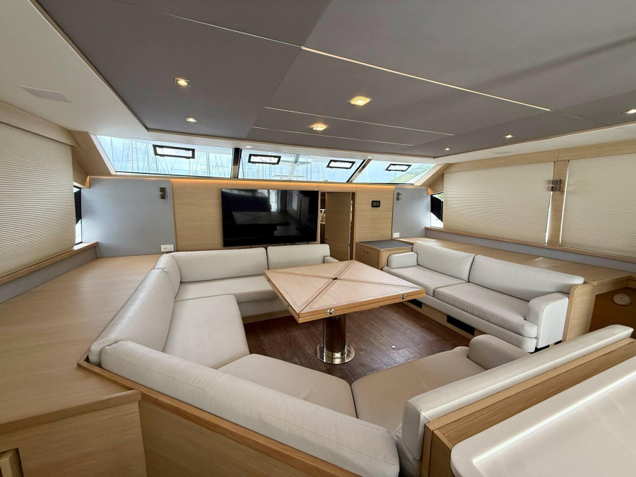 Aquila 545 — photo 2