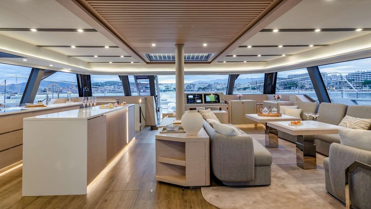 Fountaine Pajot 80 Power — photo 6