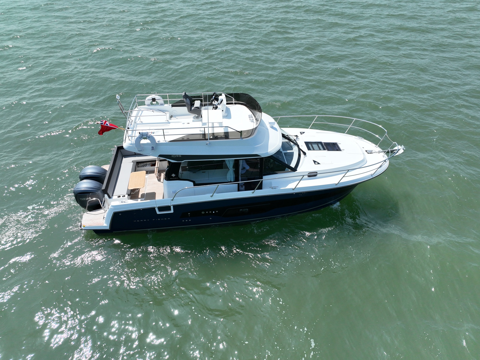 1095 Flybridge — photo 3