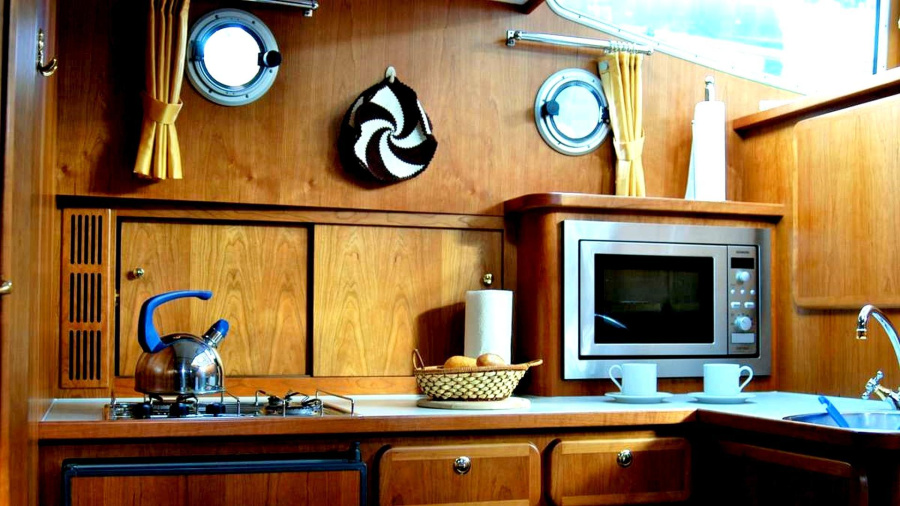LinssenDutch Sturdy 380 AC Twin — photo 8