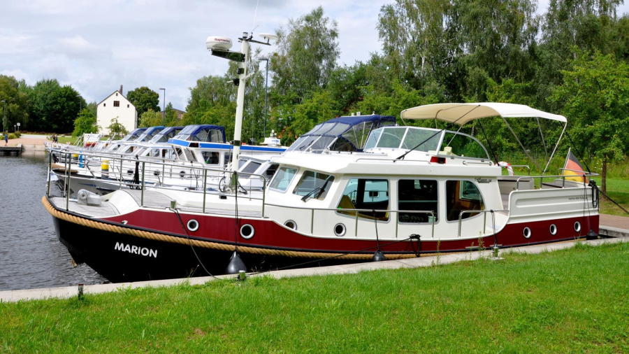 Photo #1 - LinssenDutch Sturdy 380 AC Twin (Marion) en Brehm & Presch Marina GbR / Marina Alter Hafen - 200