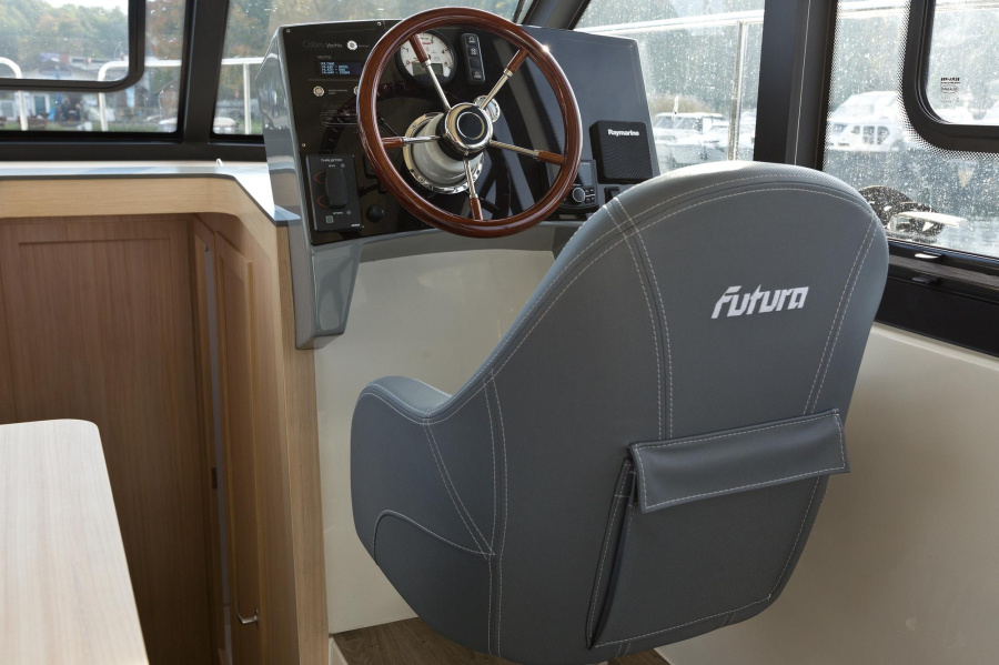 Cobra YachtsFutura 36 — photo 5