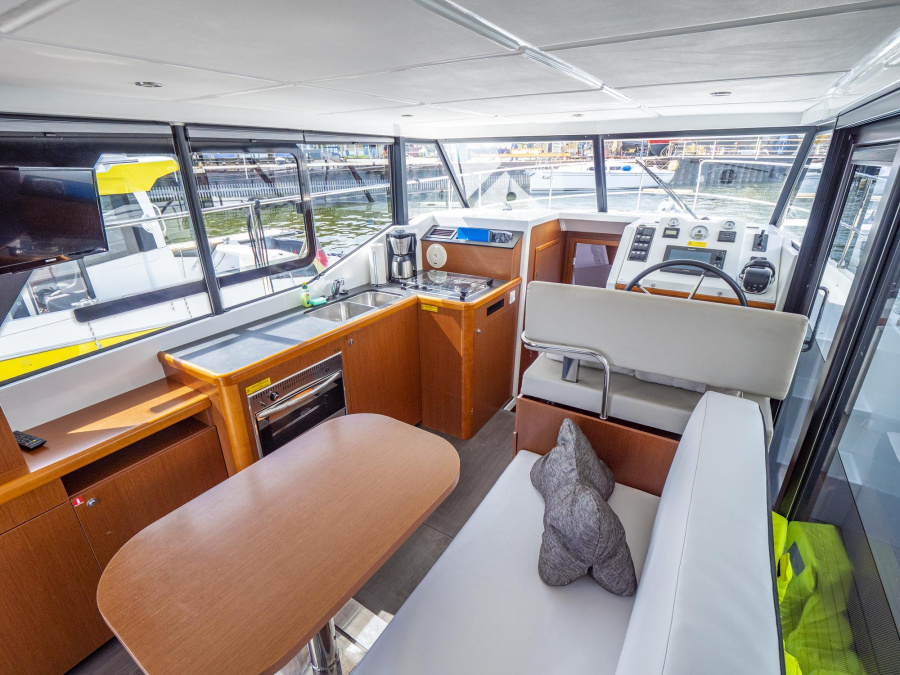 BeneteauSwift Trawler 30 — photo 2