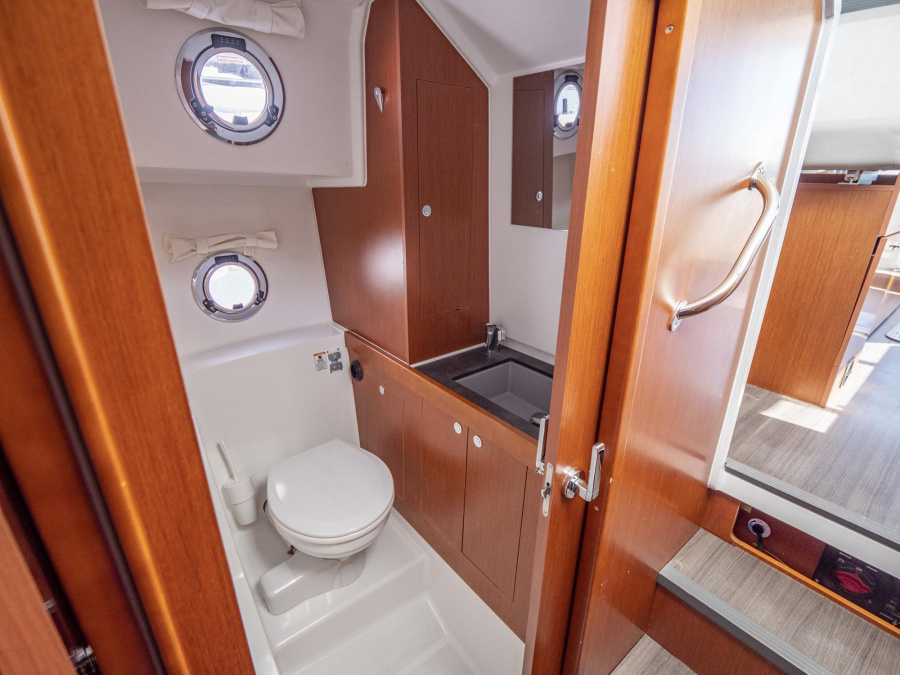 BeneteauSwift Trawler 30 — photo 9