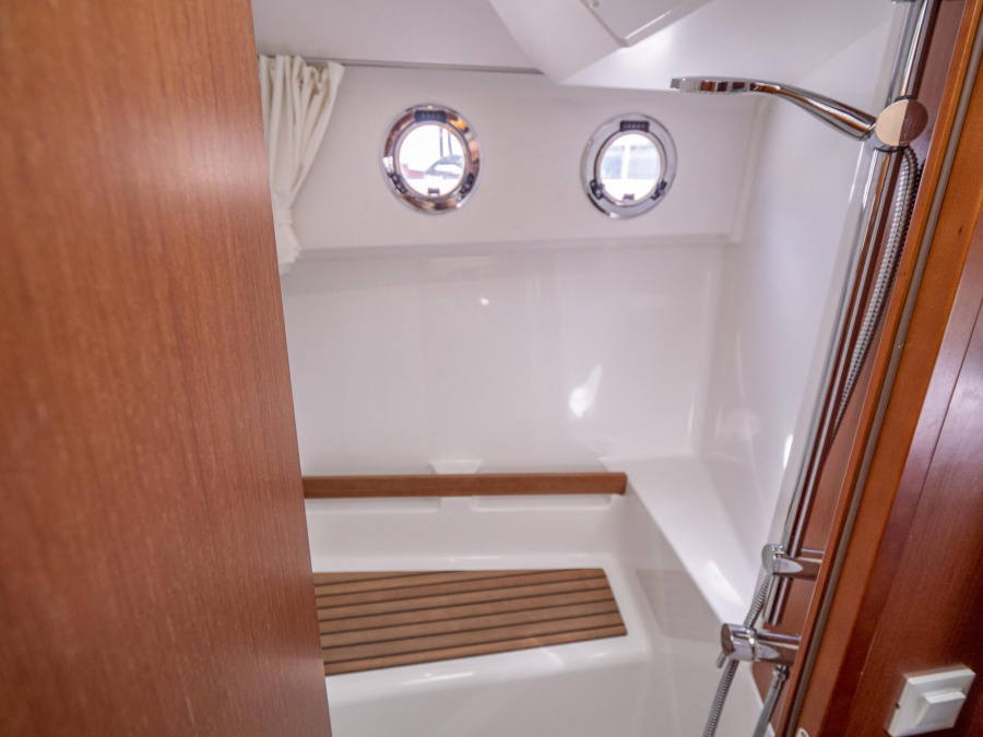 BeneteauSwift Trawler 30 — photo 10