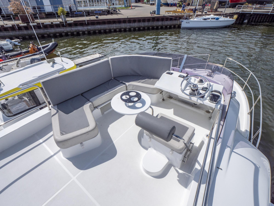 BeneteauSwift Trawler 30 — photo 14