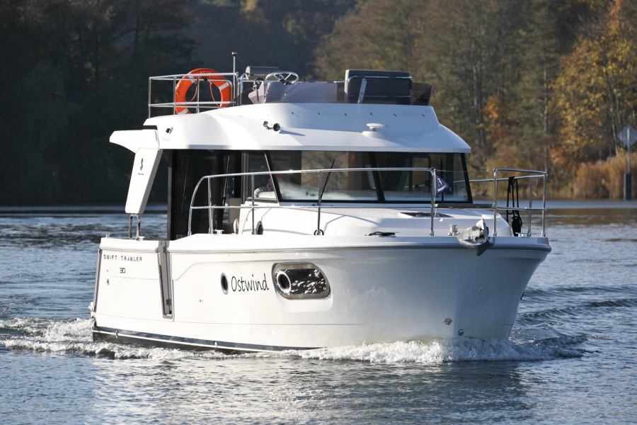 Photo #1 - BeneteauSwift Trawler 30 (Ostwind) en Marina Eldenburg - 1705