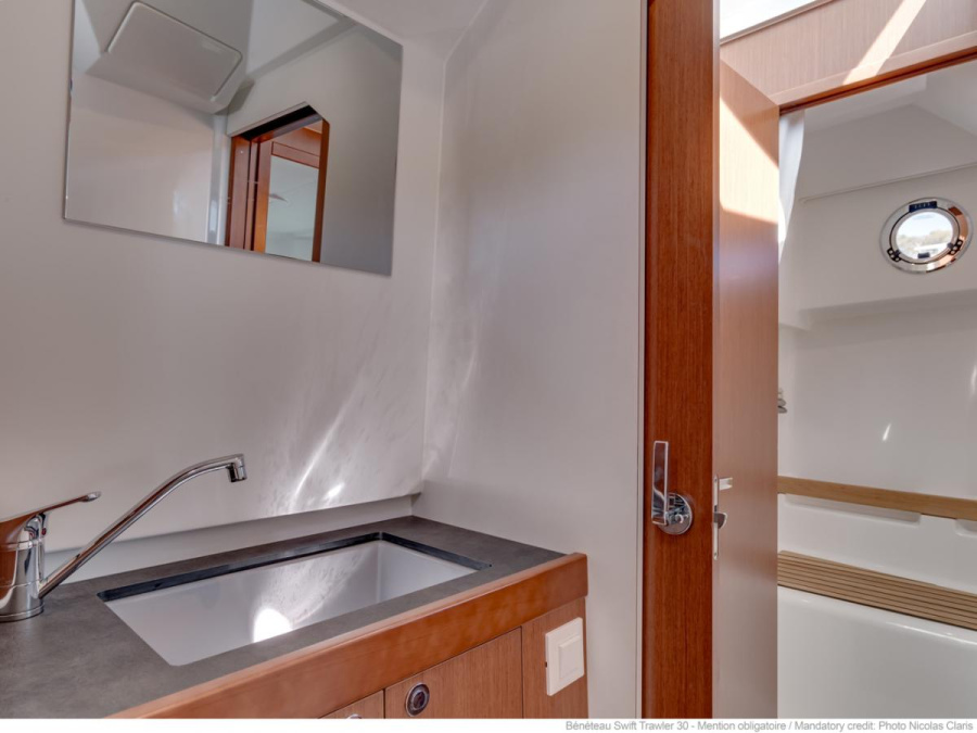 BeneteauSwift Trawler 30 — photo 16