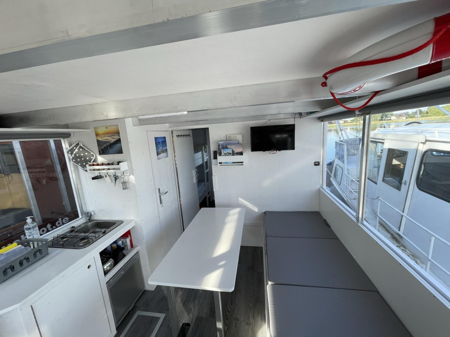 Photo #1 - TS840 (Martina | TS840-2022 | Hausboot 9.0 - SUP) en Marina Seebruecke Radewege (Brandenburg Havelseen) - 1784