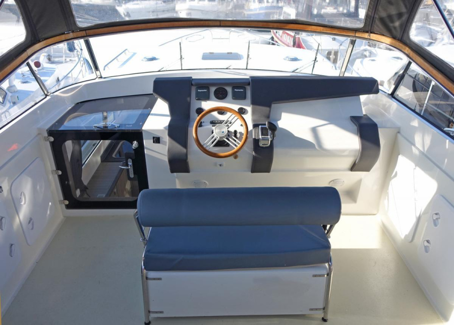 Photo #1 - Jetten41 Business Edition 2018 (Iva 1) en Marina Eldenburg - 1788