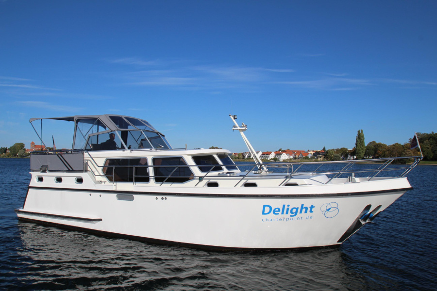 Photo #1 - Proficiat1300 Exclusive (Delight) en Charterpoint Müritz oHG - 1795