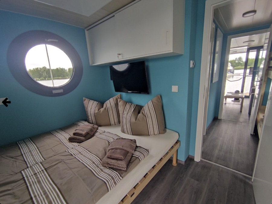 1Woodstream-Hausboot — photo 12