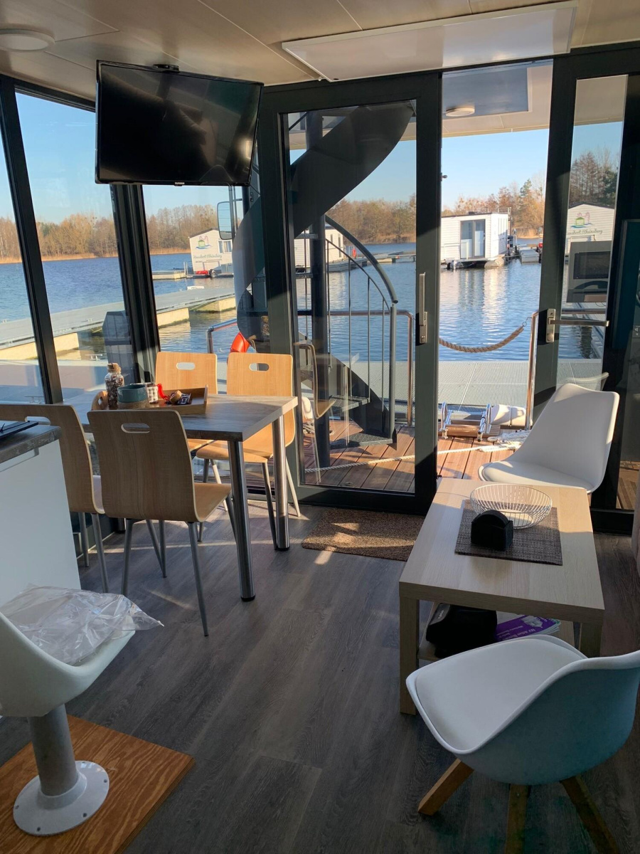 1Woodstream-Hausboot — photo 6