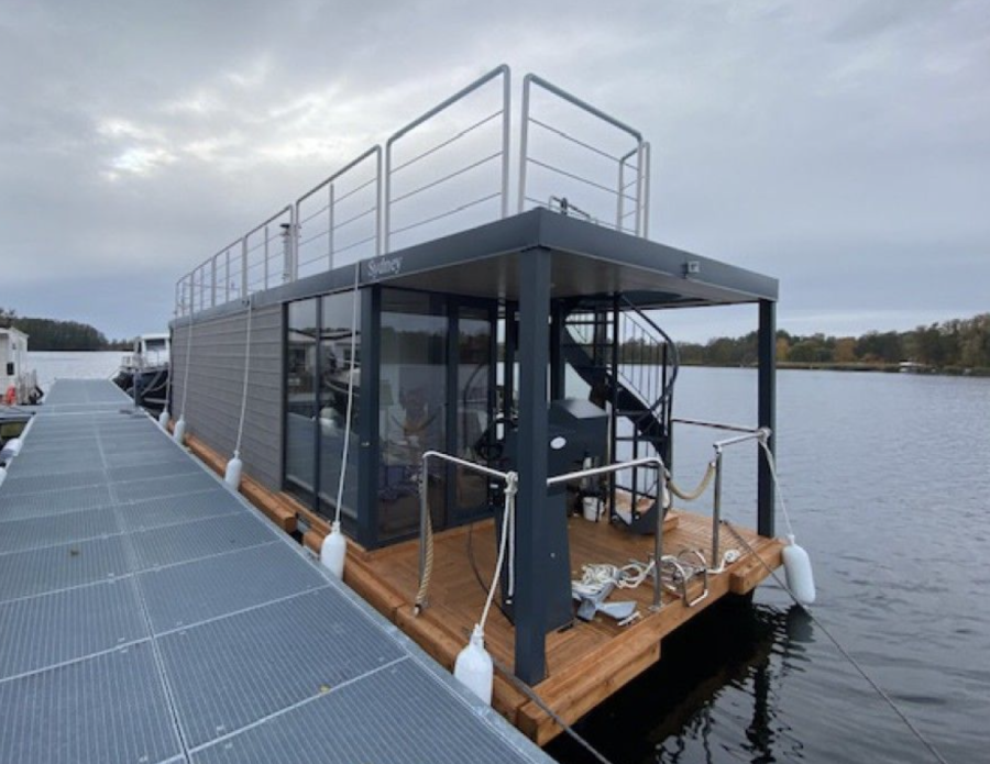1Woodstream-Hausboot — photo 2