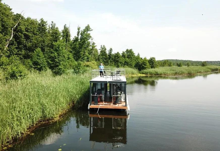 1Woodstream-Hausboot — photo 24