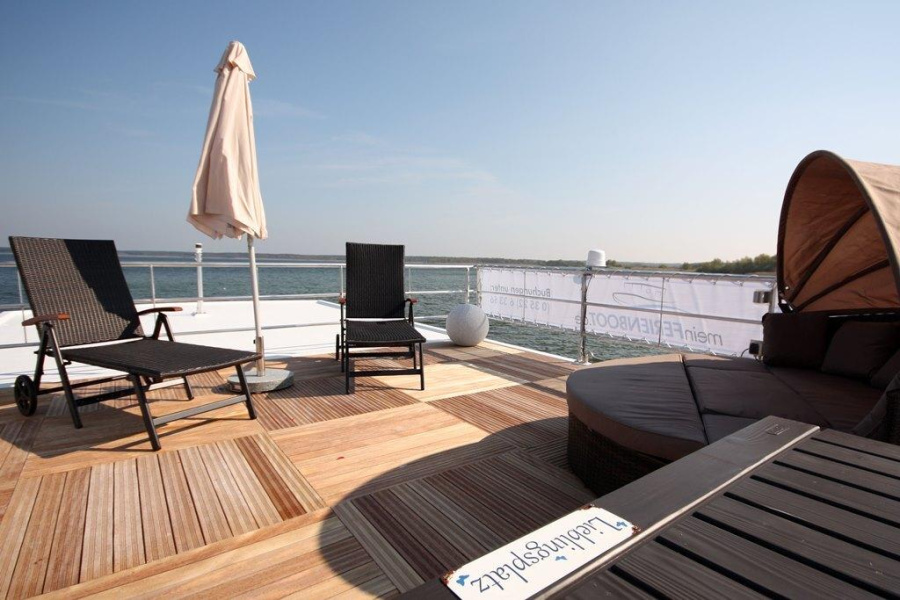 1Floating 44 Schwimmferienhaus — photo 18