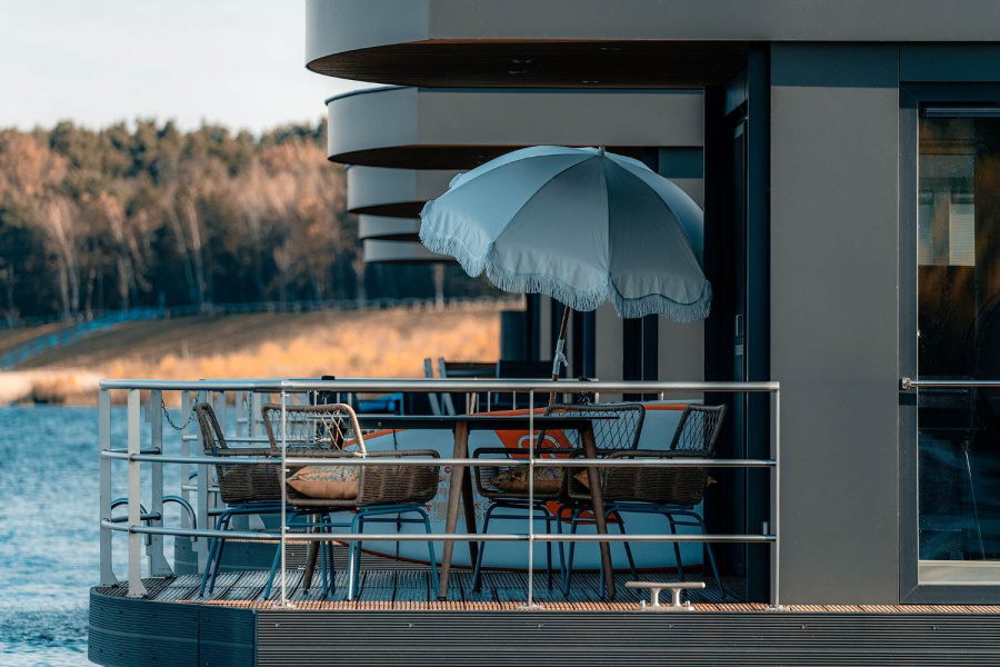 FLOATING44-2 — photo 11