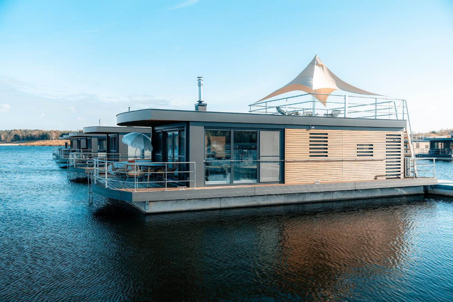 FLOATING44-2 — photo 20