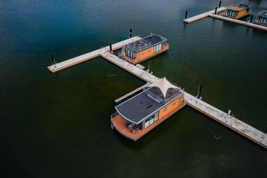 FLOATING44-2 — photo 19