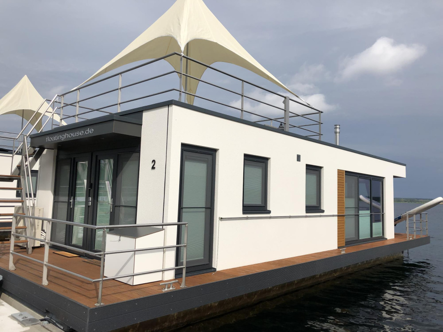 FLOATING44-3 — photo 15