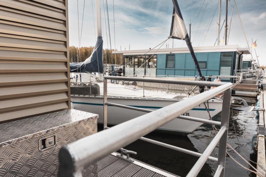 Hausboot Paradise - LP9 - 2