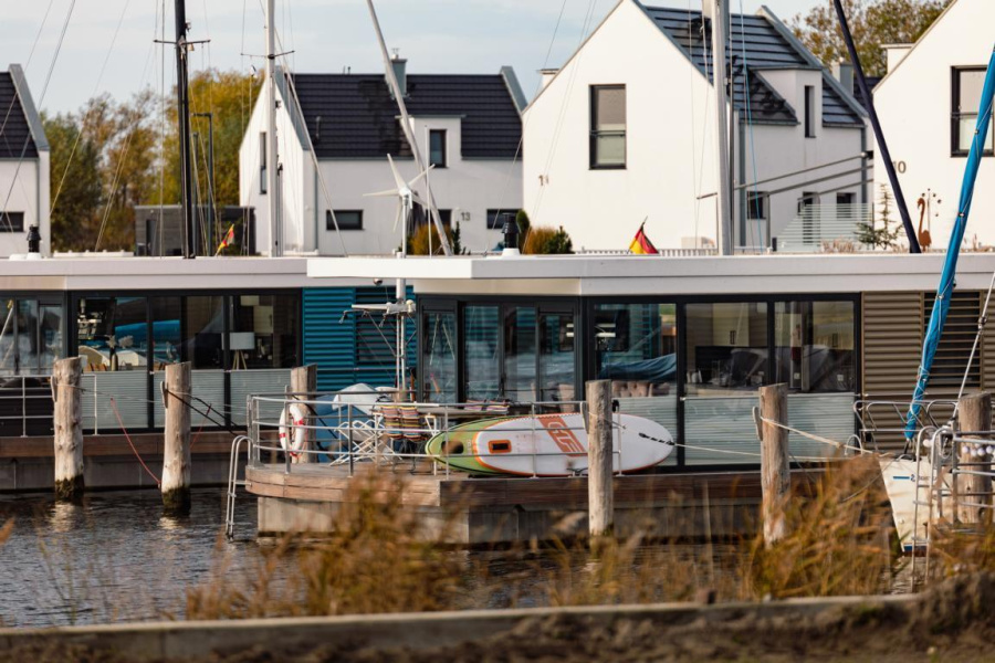 FLOATING44 — photo 24
