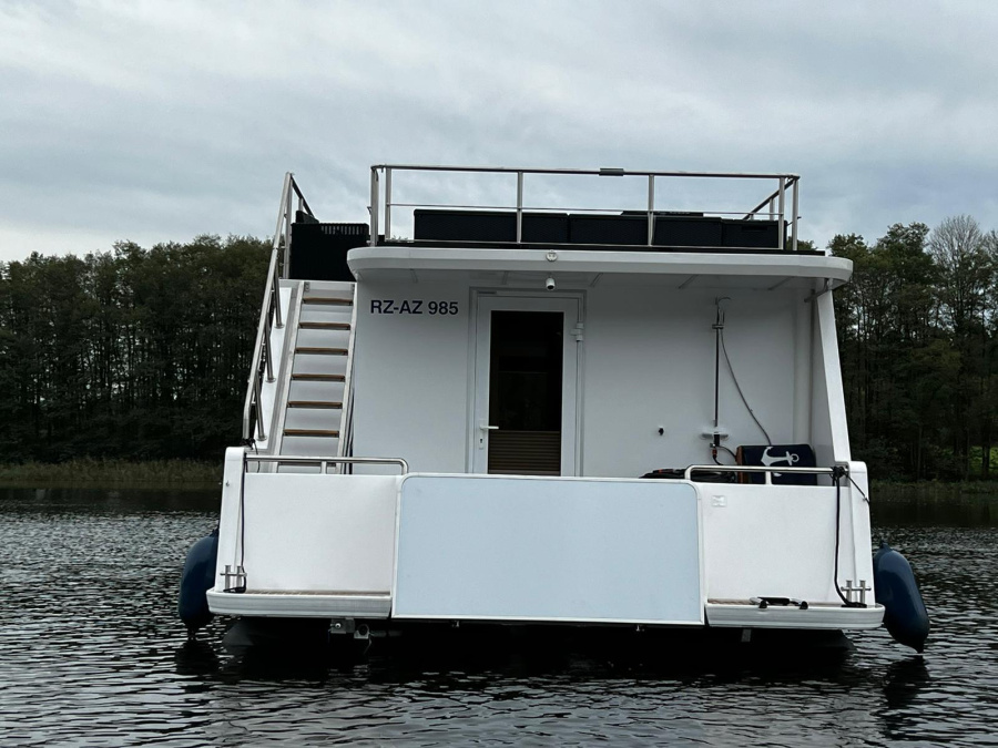 UAB Houseboat LTTrimaran Houseboat 4300 — photo 31