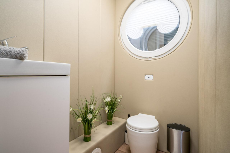 UAB Houseboat LTTrimaran Houseboat 4300 — photo 23