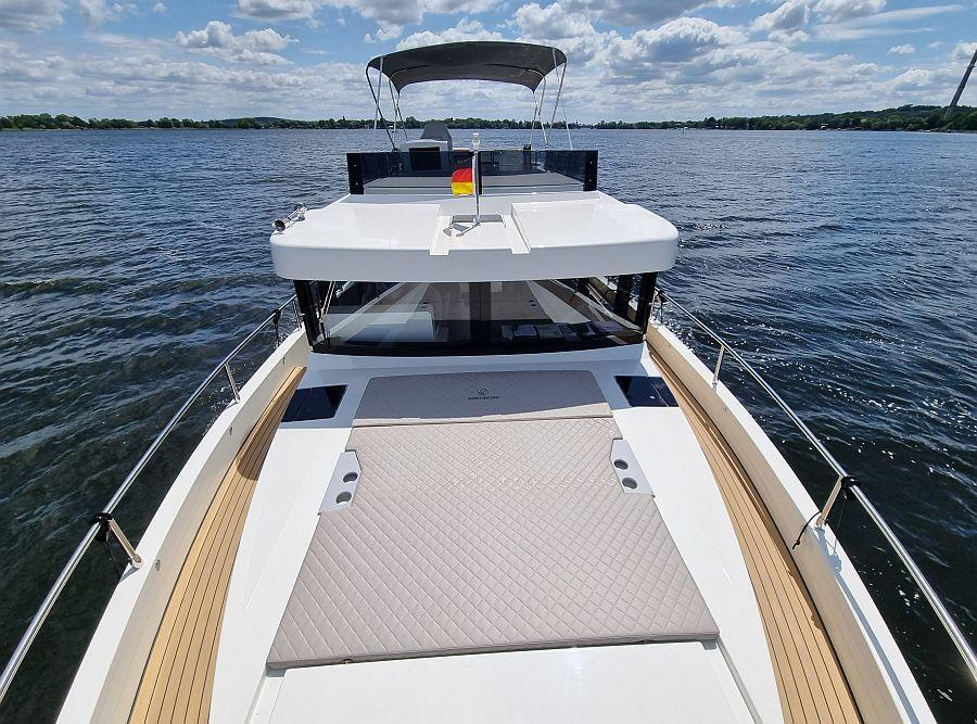 Cobra YachtsSeamaster 45 — photo 12