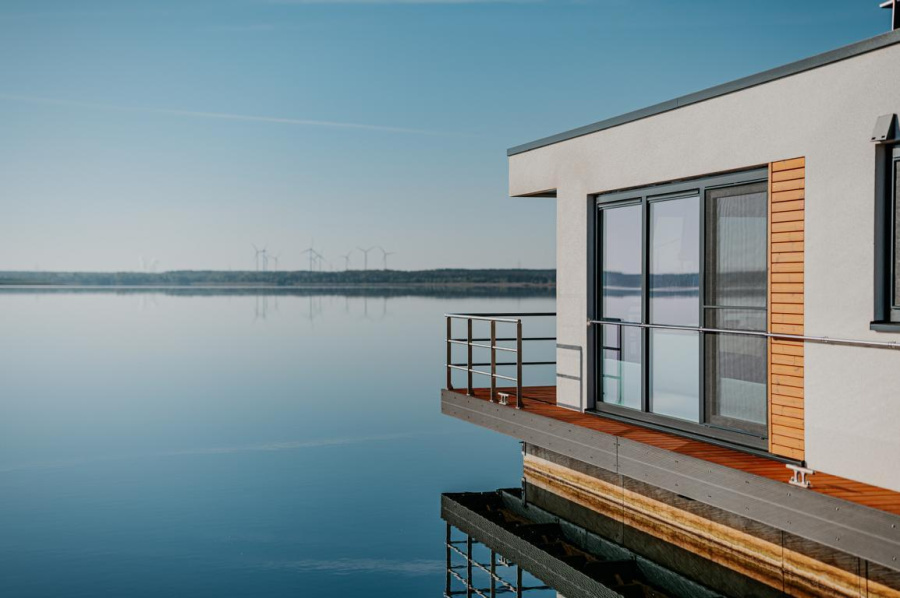 FLOATING44-3 — photo 24