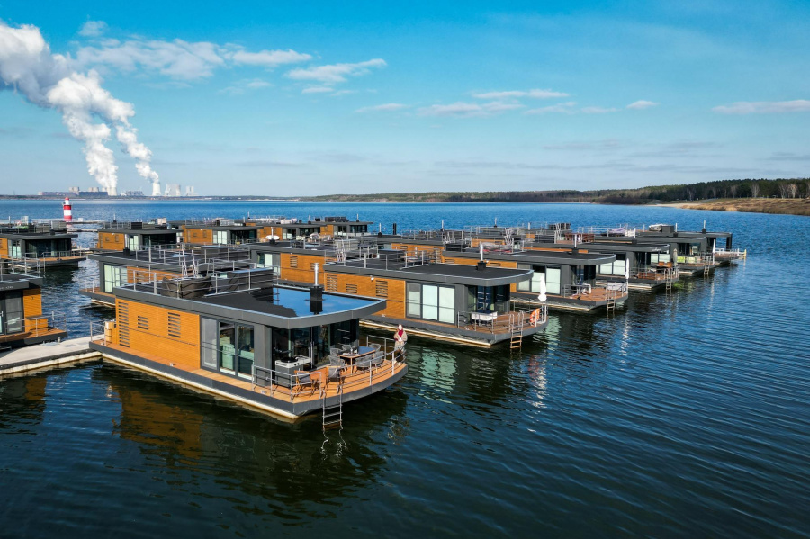 Photo #1 - FLOATING44-2 (Hausboot Bellini) en Marina Klitten - 1994
