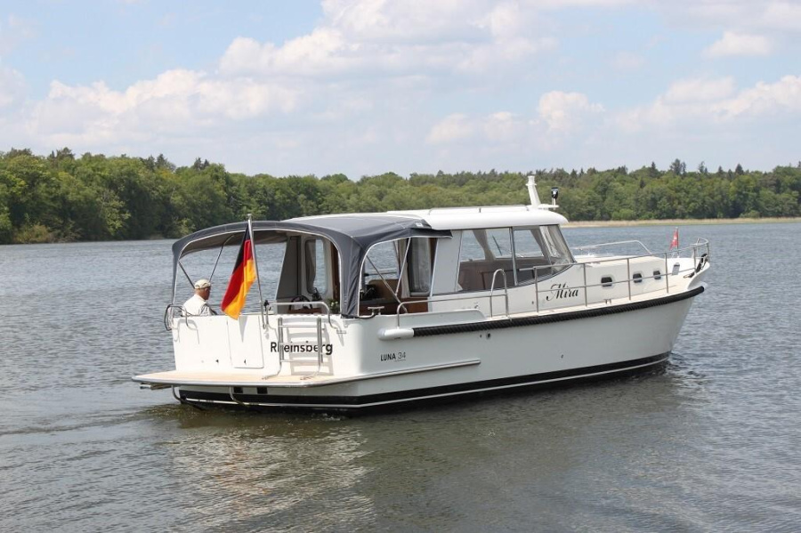 Photo #1 - LunaLuna 34 (Mira) en Yachthafen - 2006
