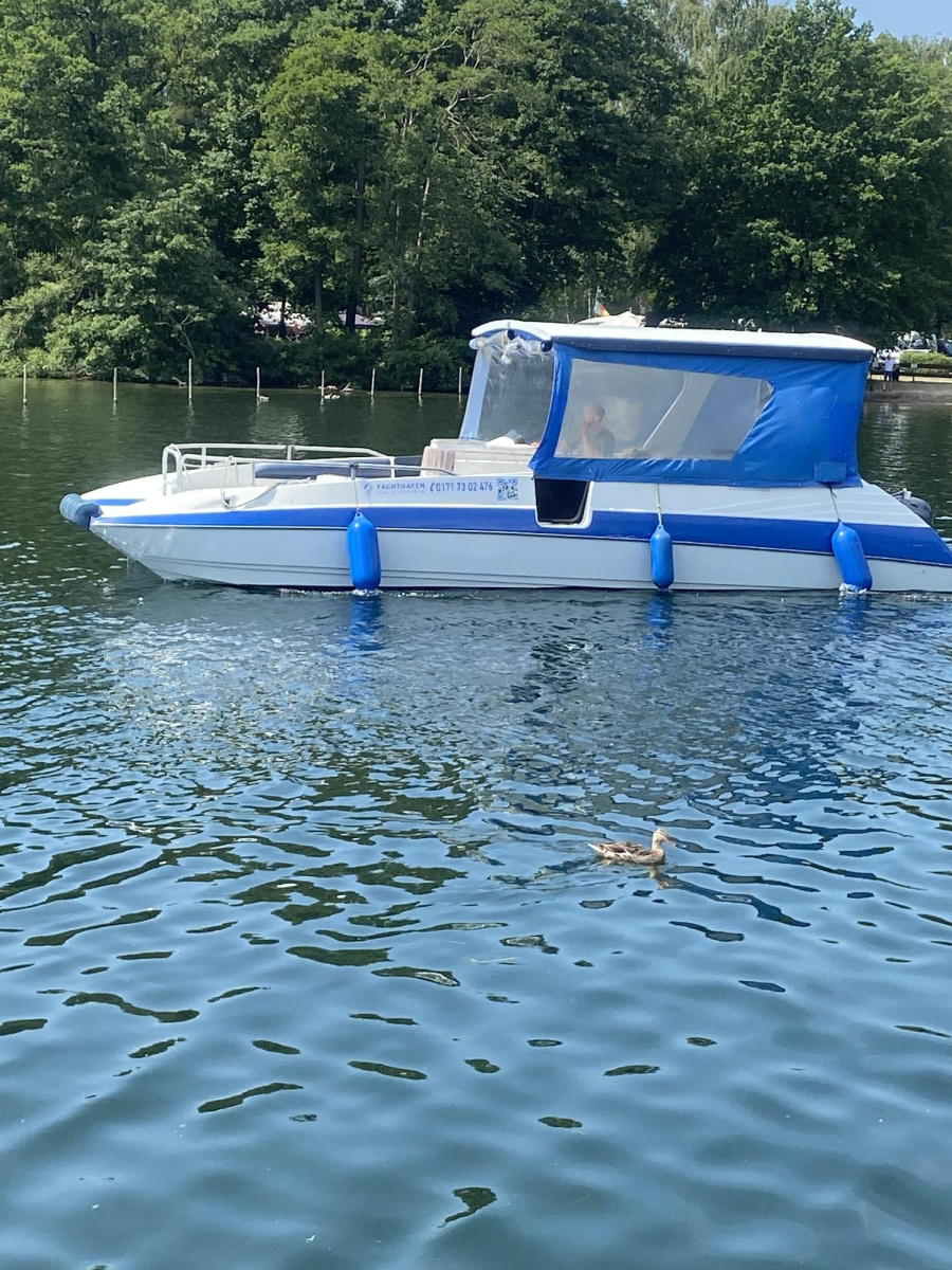 Photo #1 - TagescharterPartyliner (Partyliner) en Yachthafen Müritz - Kamerun - 2025