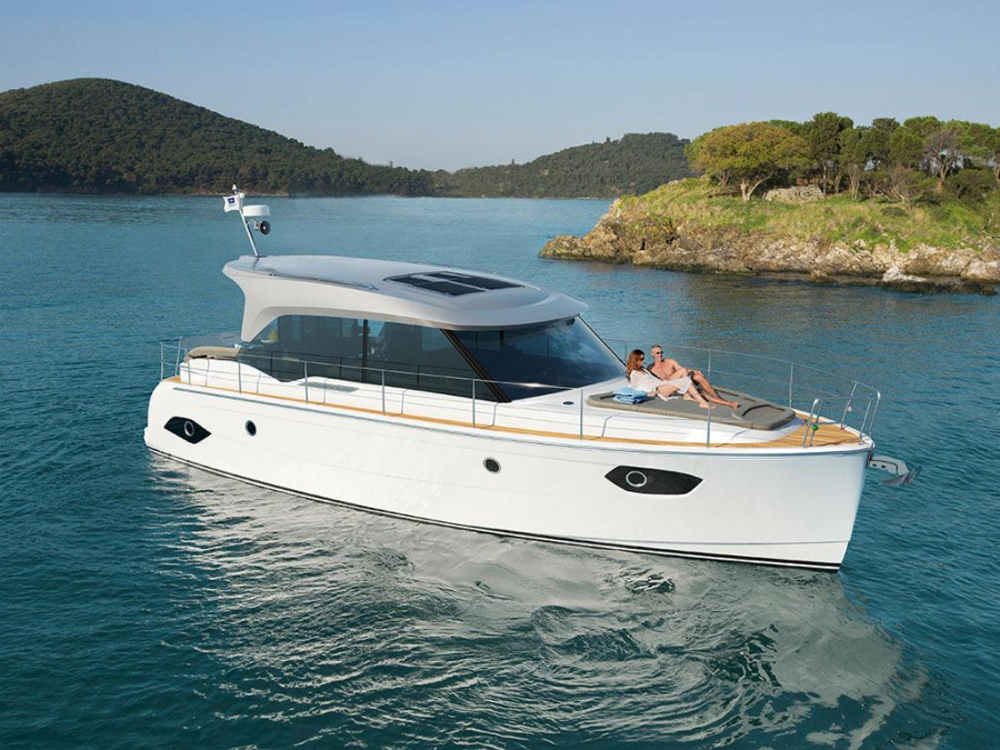 Photo #1 - BavariaE40 Sedan (toller Max) en Marina Wolfsbruch - 2091