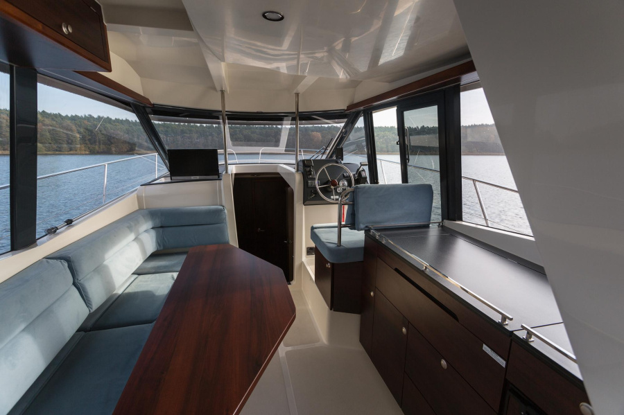 Platinum989 Flybridge — photo 12
