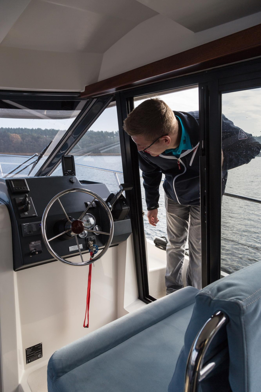 Platinum989 Flybridge — photo 23
