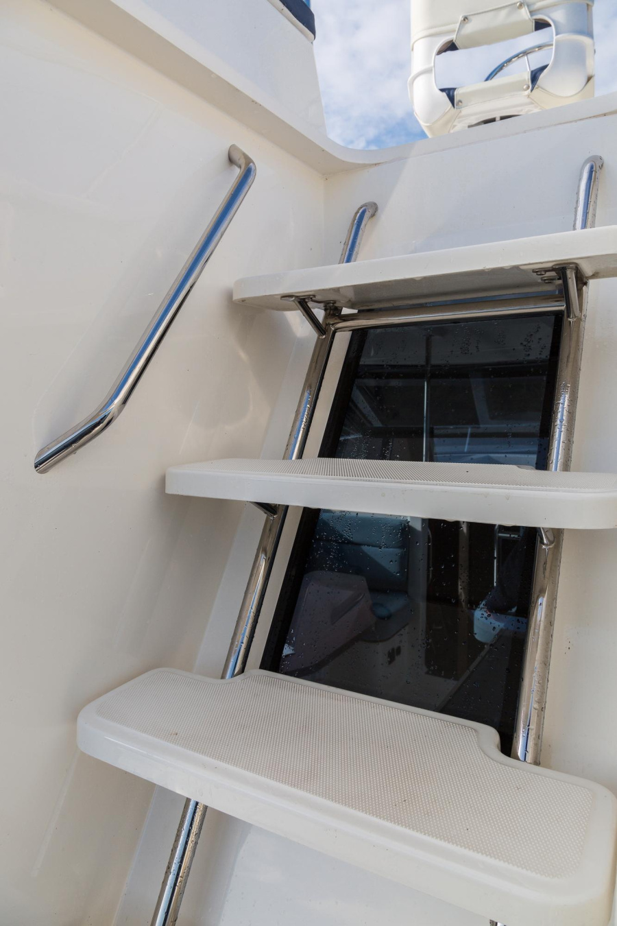 Platinum989 Flybridge — photo 17