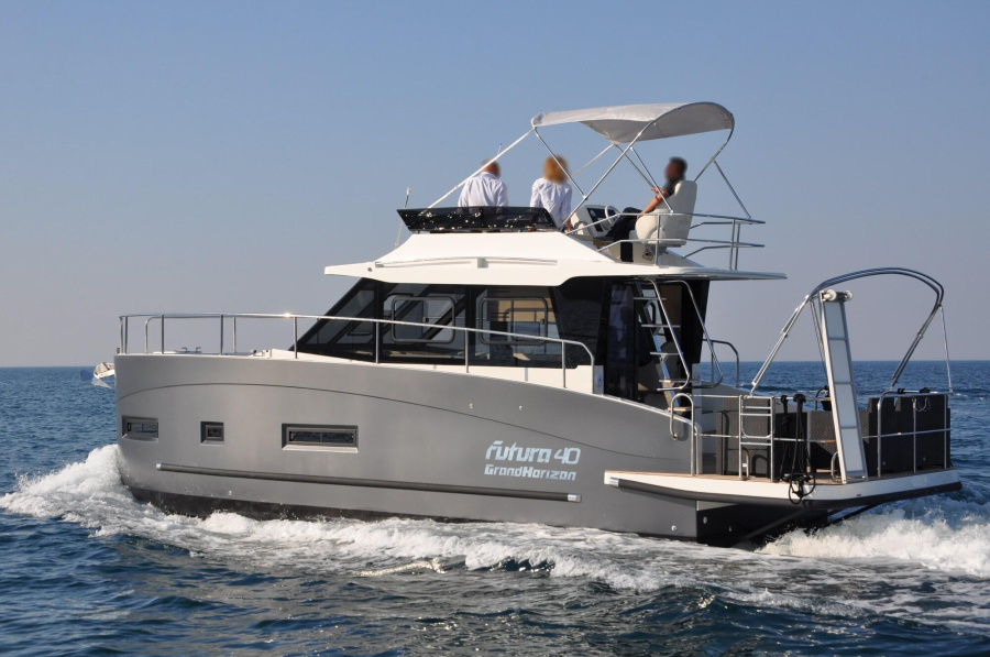 Futura40 Flybridge — photo 13
