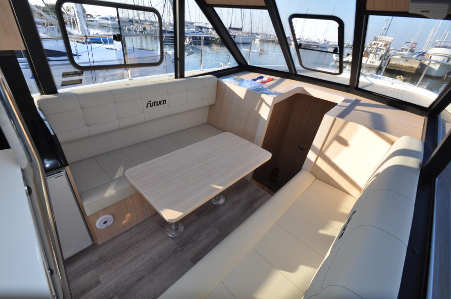 Futura40 Flybridge — photo 6