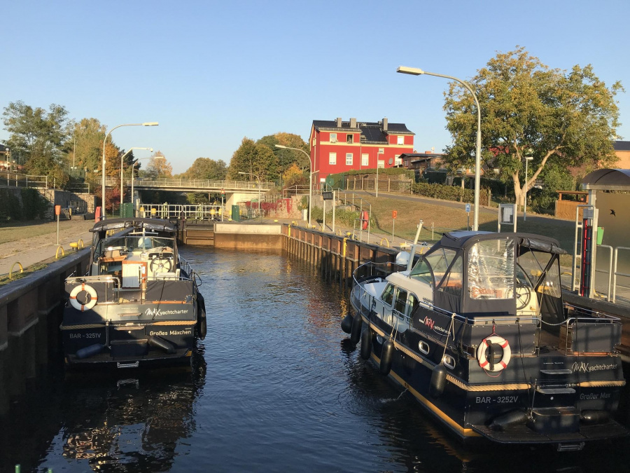 Linssen29.9 AC — photo 23