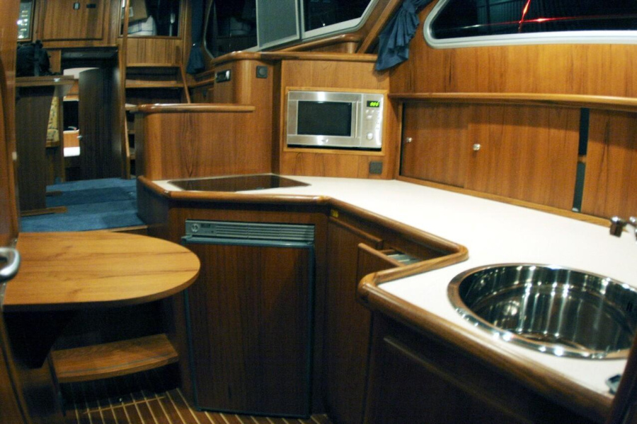 FB-YachtcharterSucces 125 Ultra New Line — photo 6