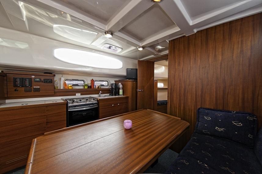 FB-YachtcharterDelphia Yachts / 1050 Escape — photo 5