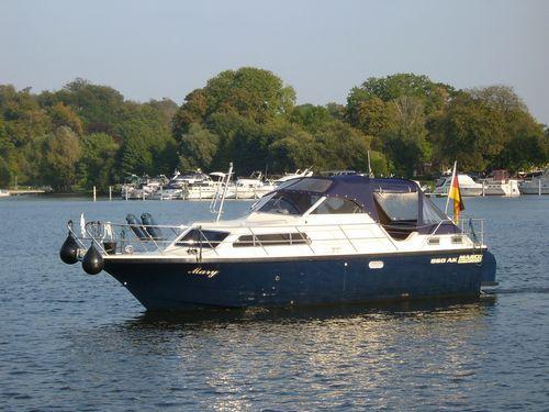 MY Lilly - 1
