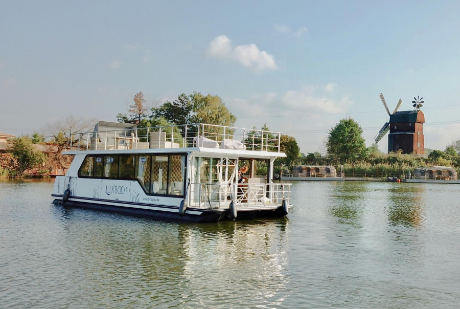 Photo #1 - LuxbootLuxboot (Marie-Sophie) en Marina - 2304