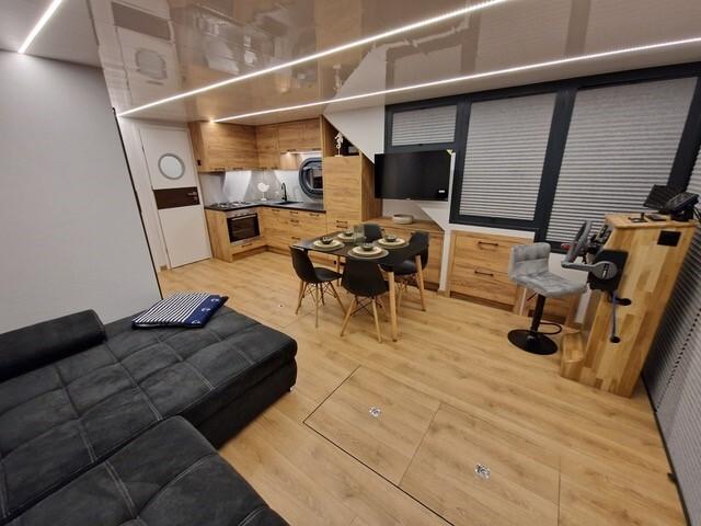 Photo #1 - RivoCampi 400 (Lilly) en Marina - 2345