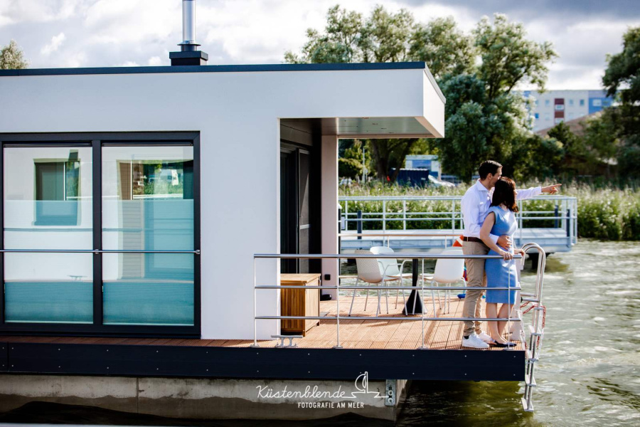 FLOATING44-3 — photo 15