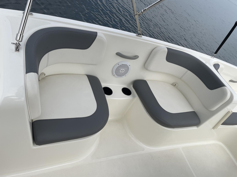 Sonstige MotorbooteBayliner E16 — photo 4